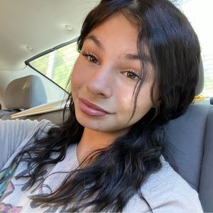 Meet your Posher, Sarah belle